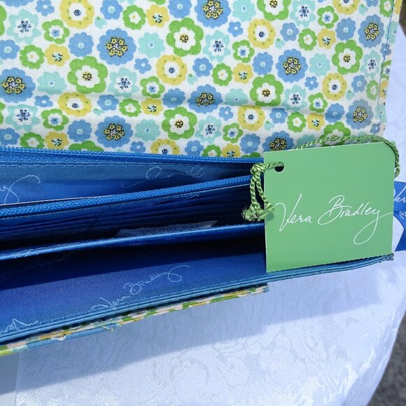Vera Bradley English Meadow Travel Wallet New - Picture 6 of 8